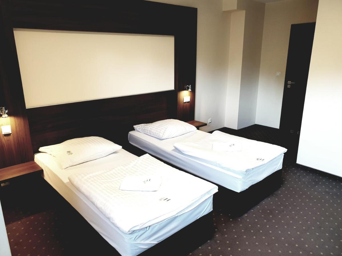 Hotel Perla Podhala à Szaflary Extérieur photo